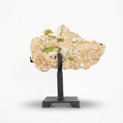 Turmalina Elbaíta ( Verde ) na Matriz com Inclusões de Mica Quartzo e Topázio Incolor na Base Metal 3,445 kg ( Coleção )