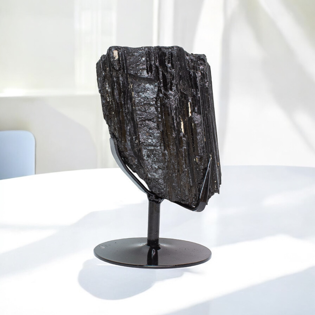 Turmalina Negra Bruta Na Base 1,835 Kg