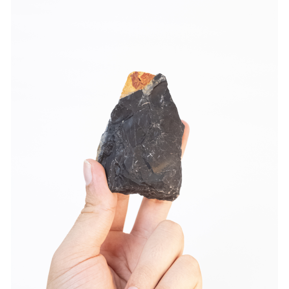 Pedra Ônix Preto Bruto 140 A 160 Gramas
