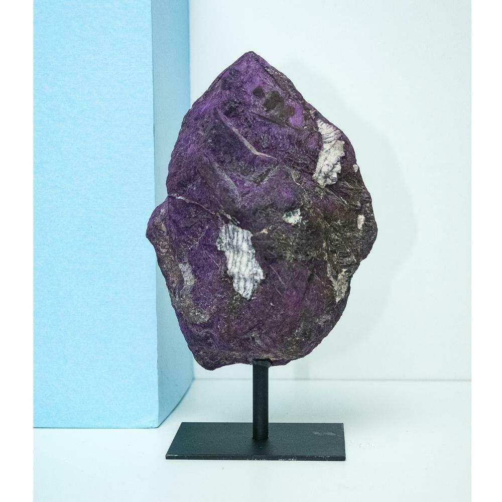 Pedra Purpurita na Base de Metal 800 a 900 gramas