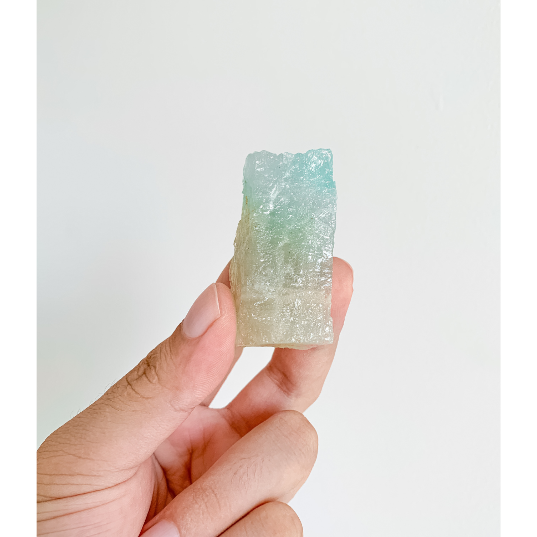 Pedra Água Marinha Bruta 40 gramas coleção (berilo)