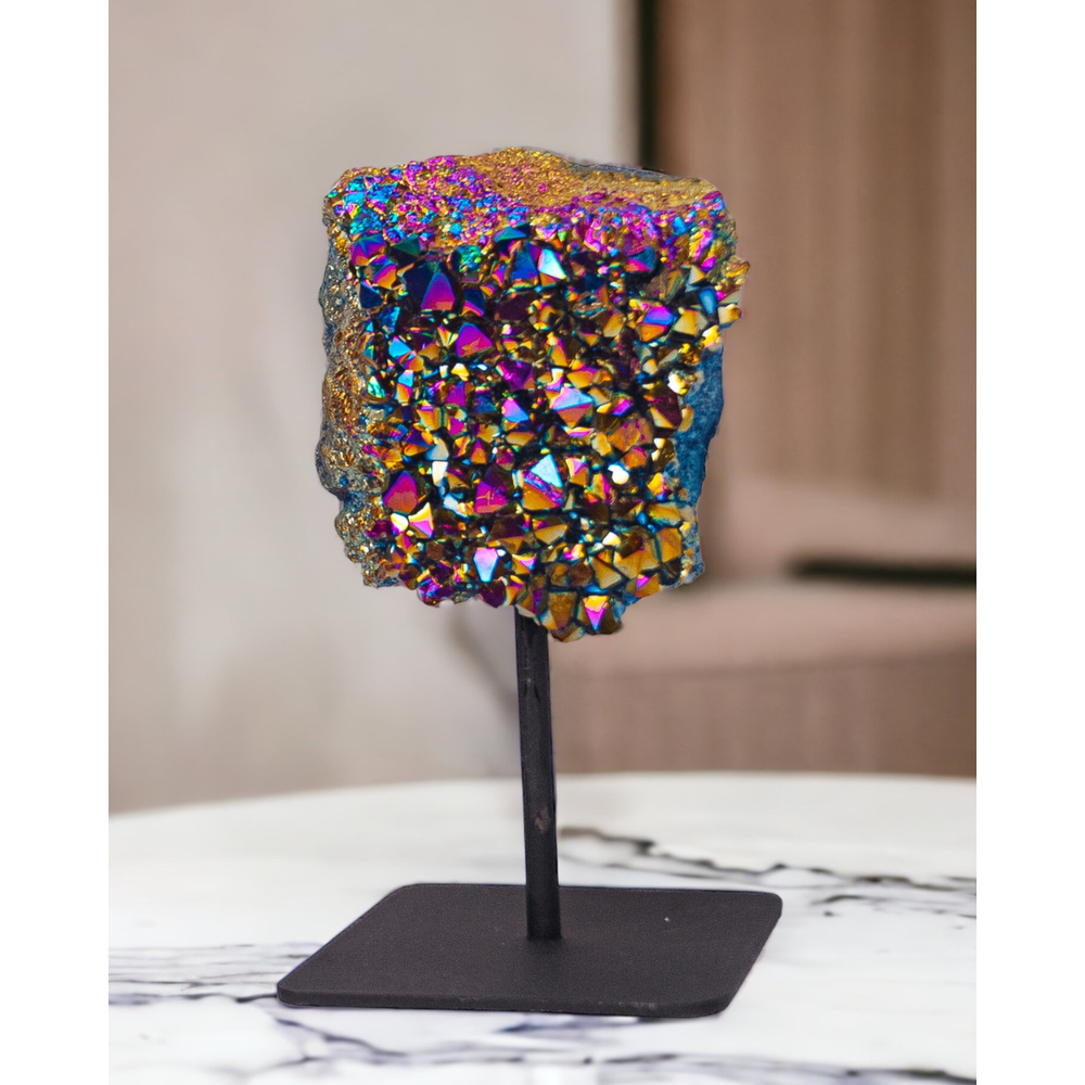 Drusa Titânio Rainbow Com Base De Metal Preta 830 Gramas
