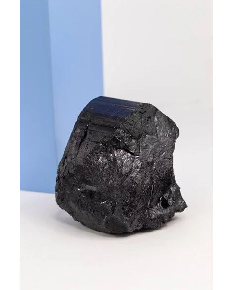 Pedra Turmalina Negra Bruta 600 a 800 Gramas