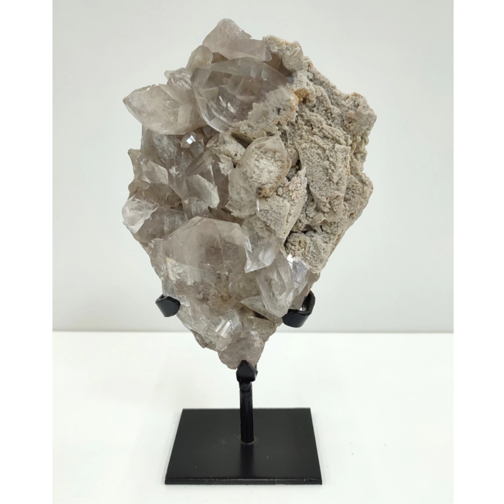 Drusa Quartzo De Cristal Com Inclusão / Xamã Na Base Metal Preto