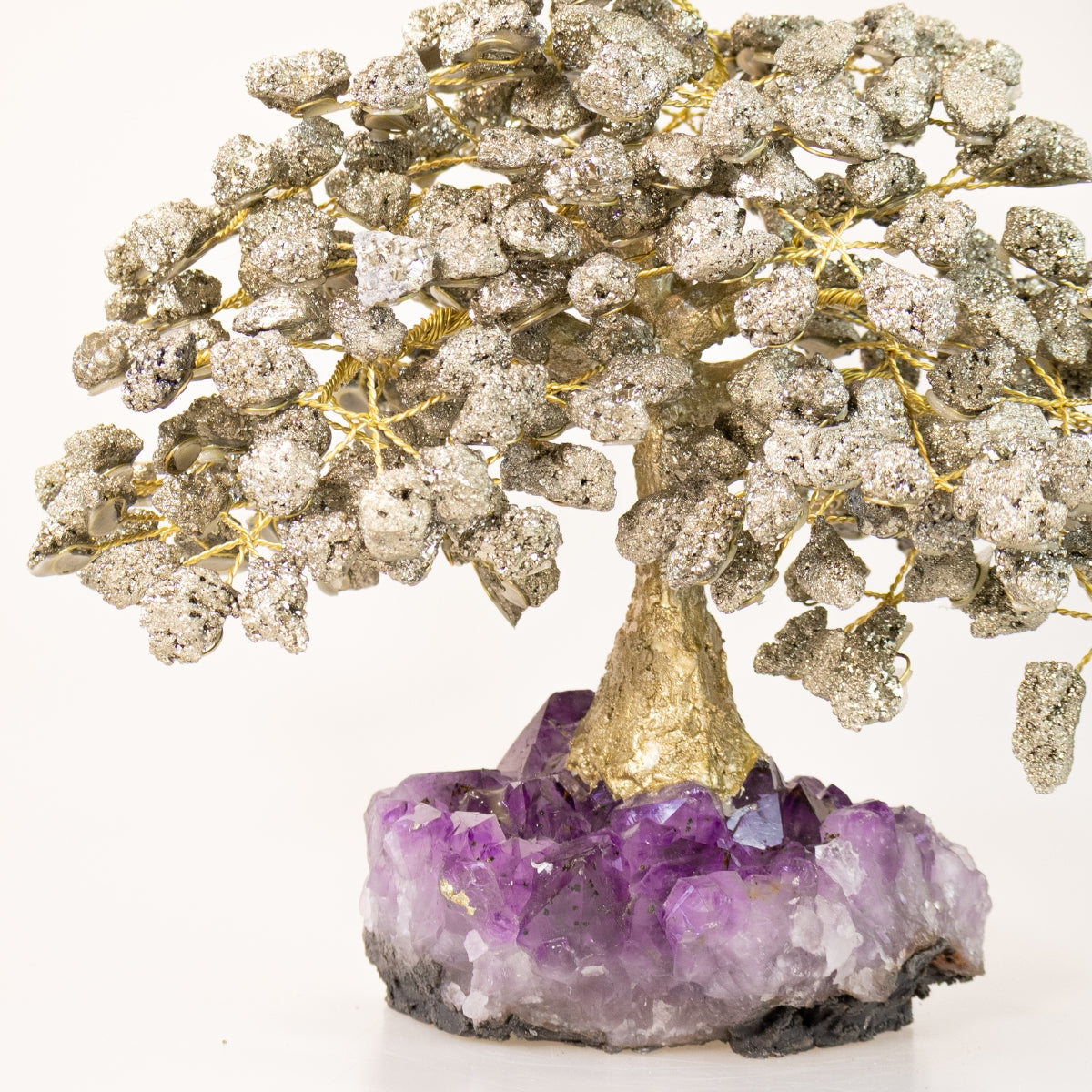 Árvore Prosperidade Pedra Pirita na Base Drusa Ametista Grande 4,516 kg